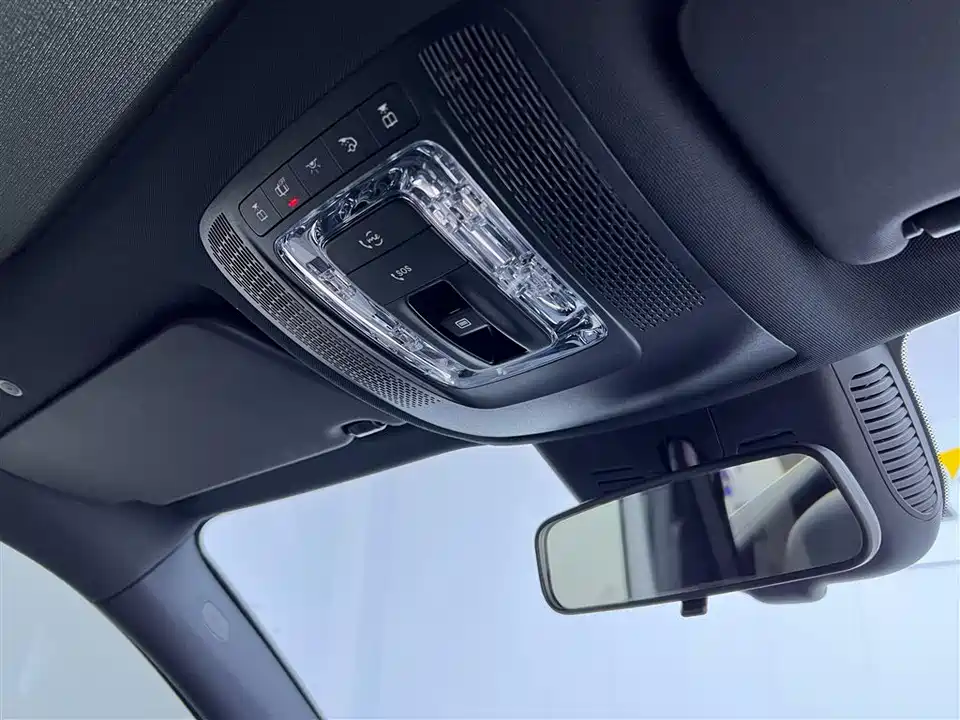 Mercedes-Benz GLB Mercedes-Benz GLB