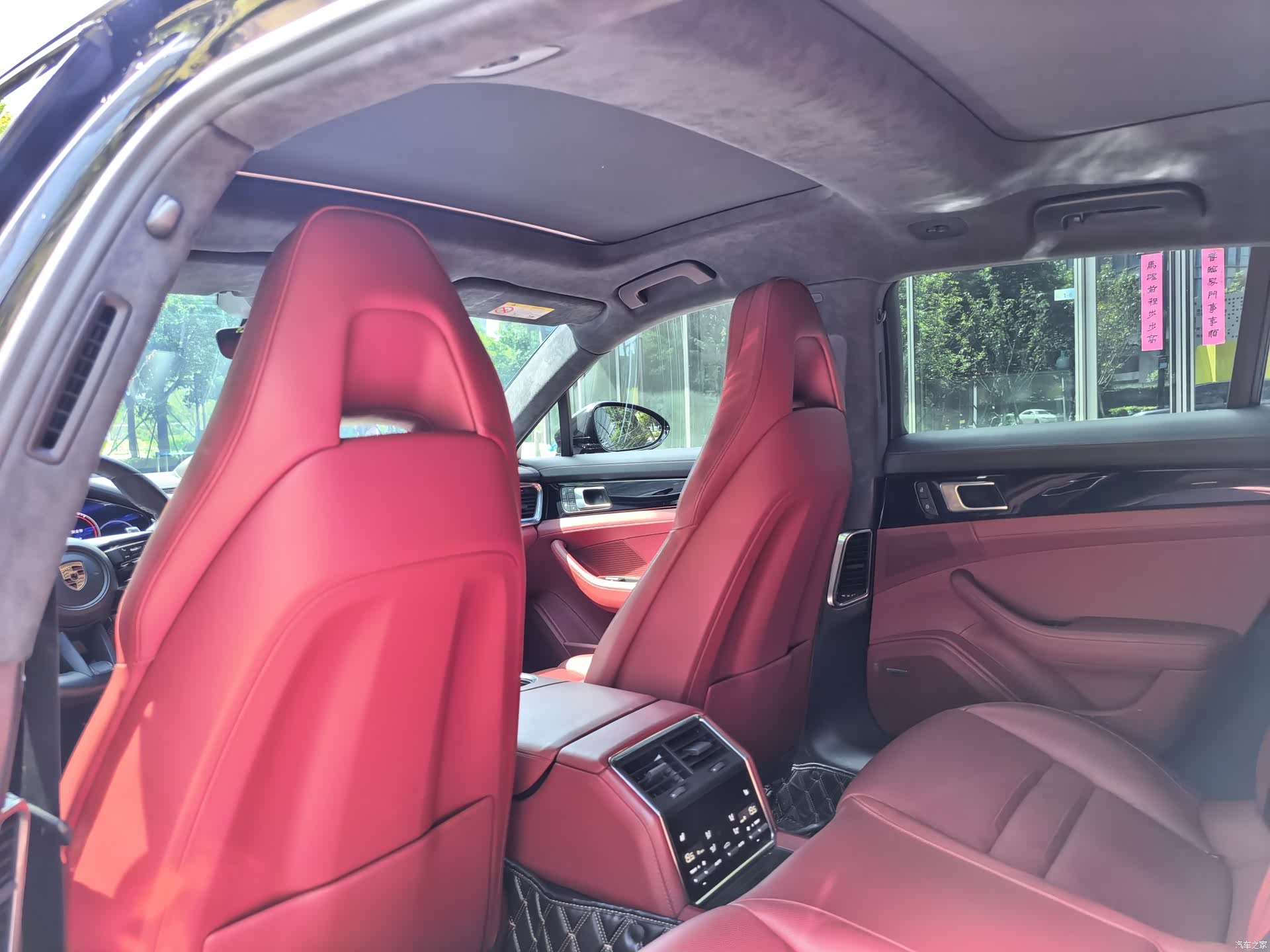 Porsche Panamera, 2022 9
