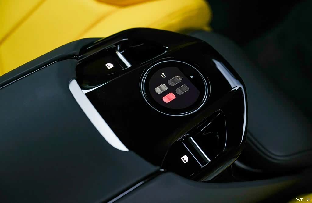 Ferrari Purosangue, 2025 22
