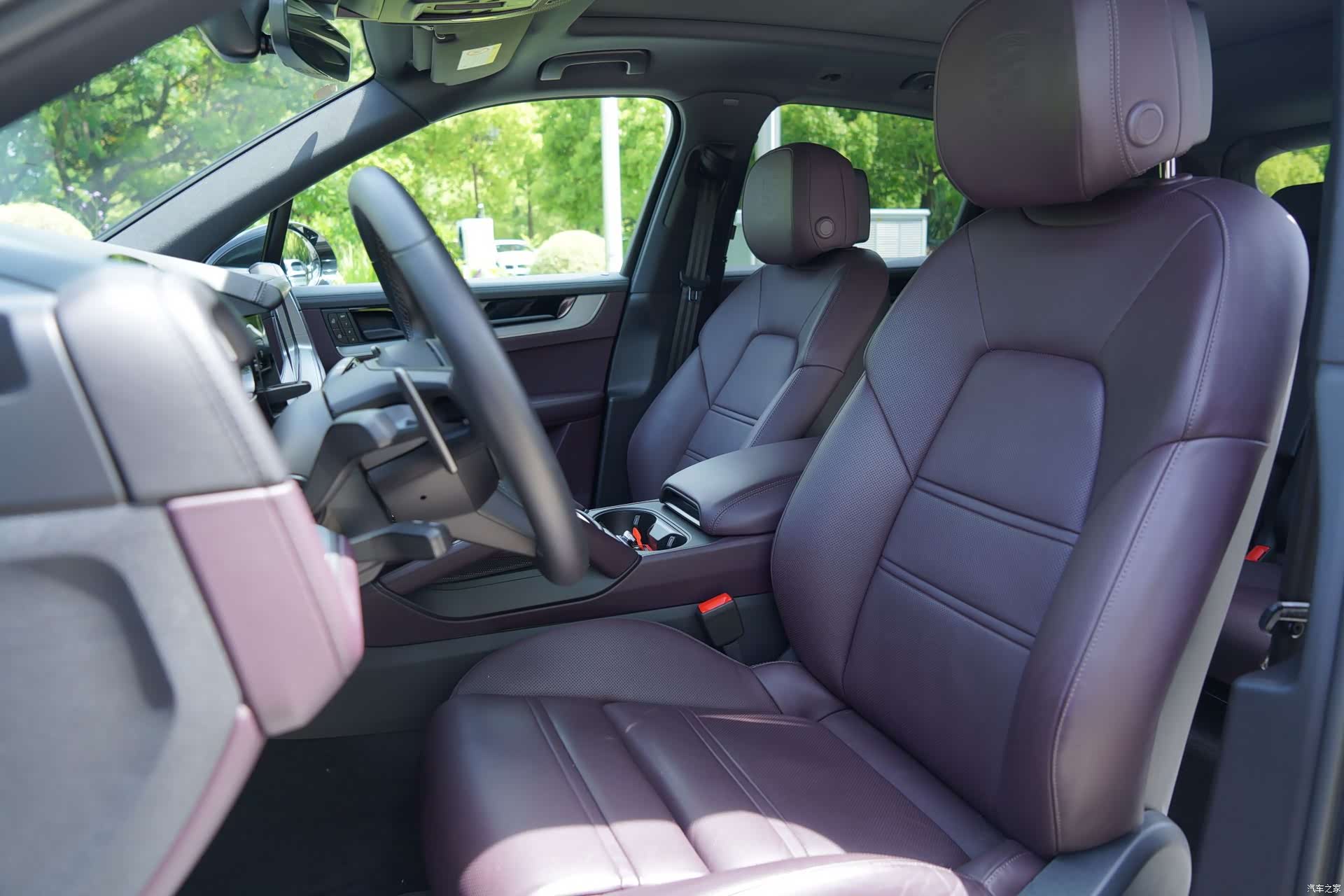 Porsche Cayenne, 2025 13
