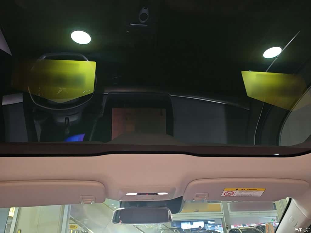Xpeng P7, 2022 18
