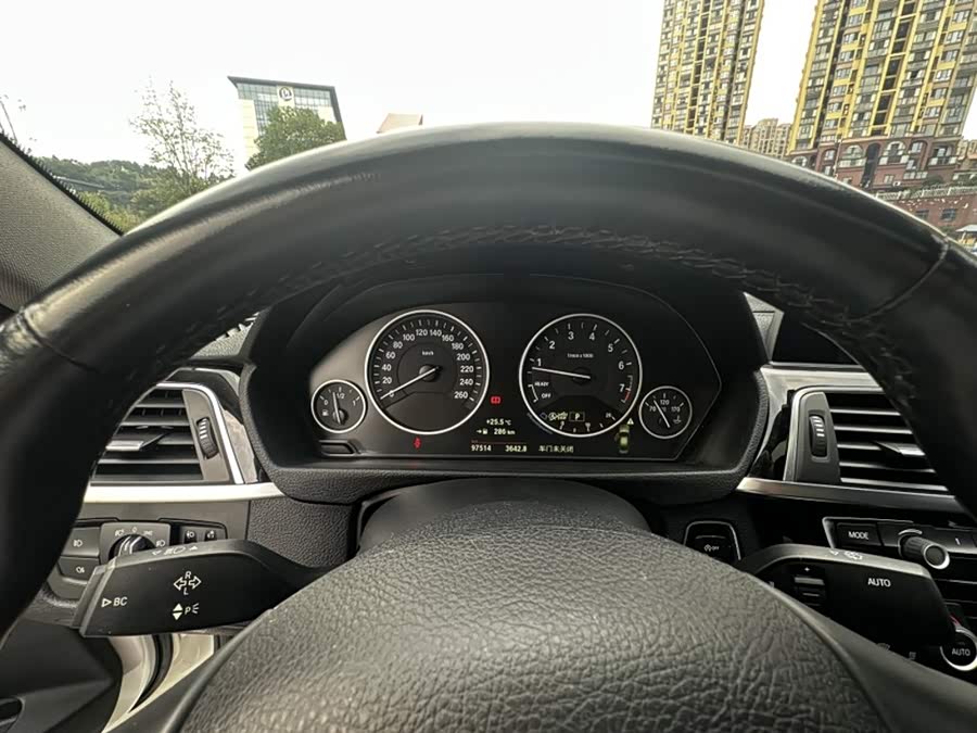 BMW 3 Series 2018, фото 15