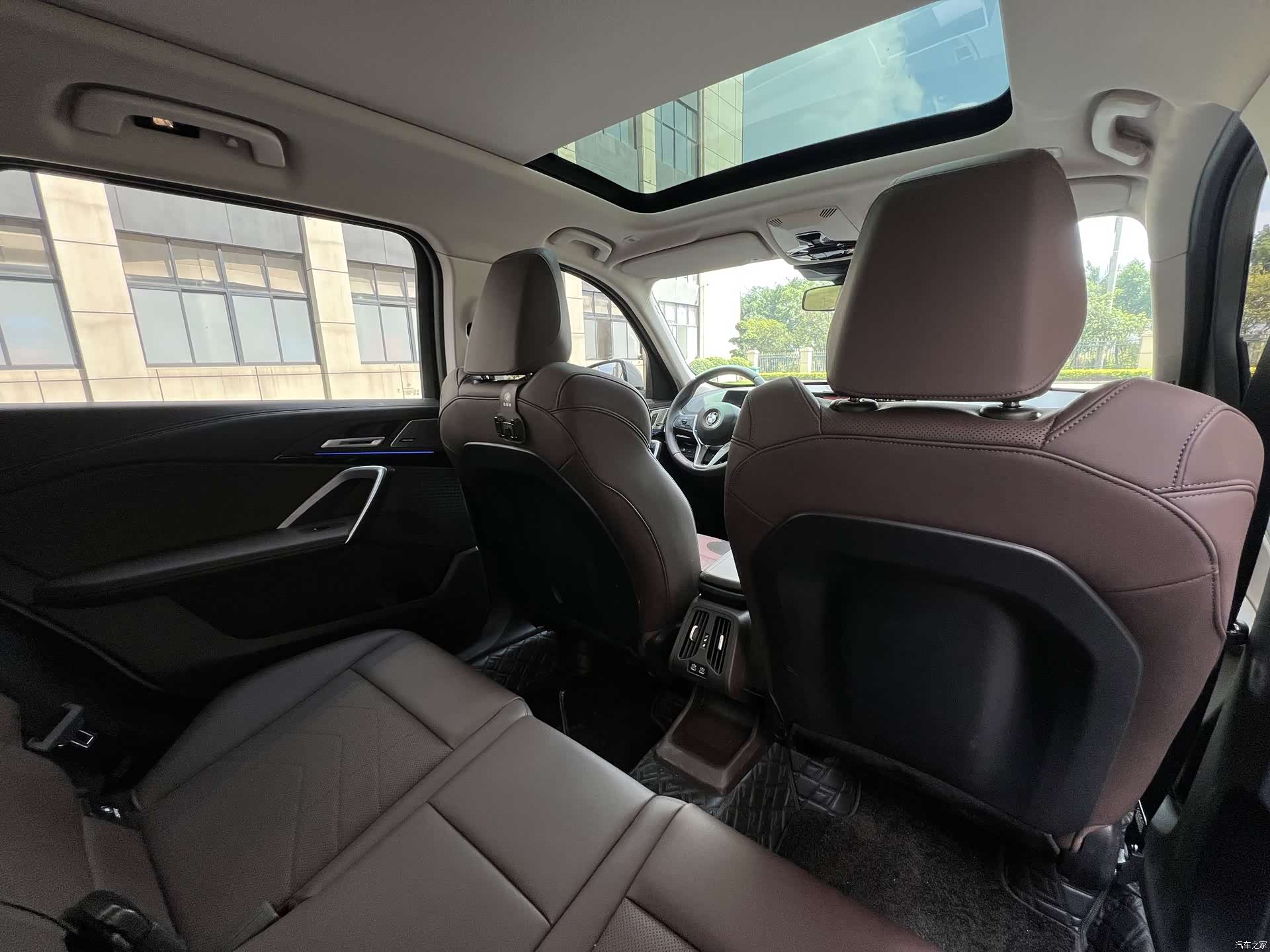 BMW X1, 2025 12
