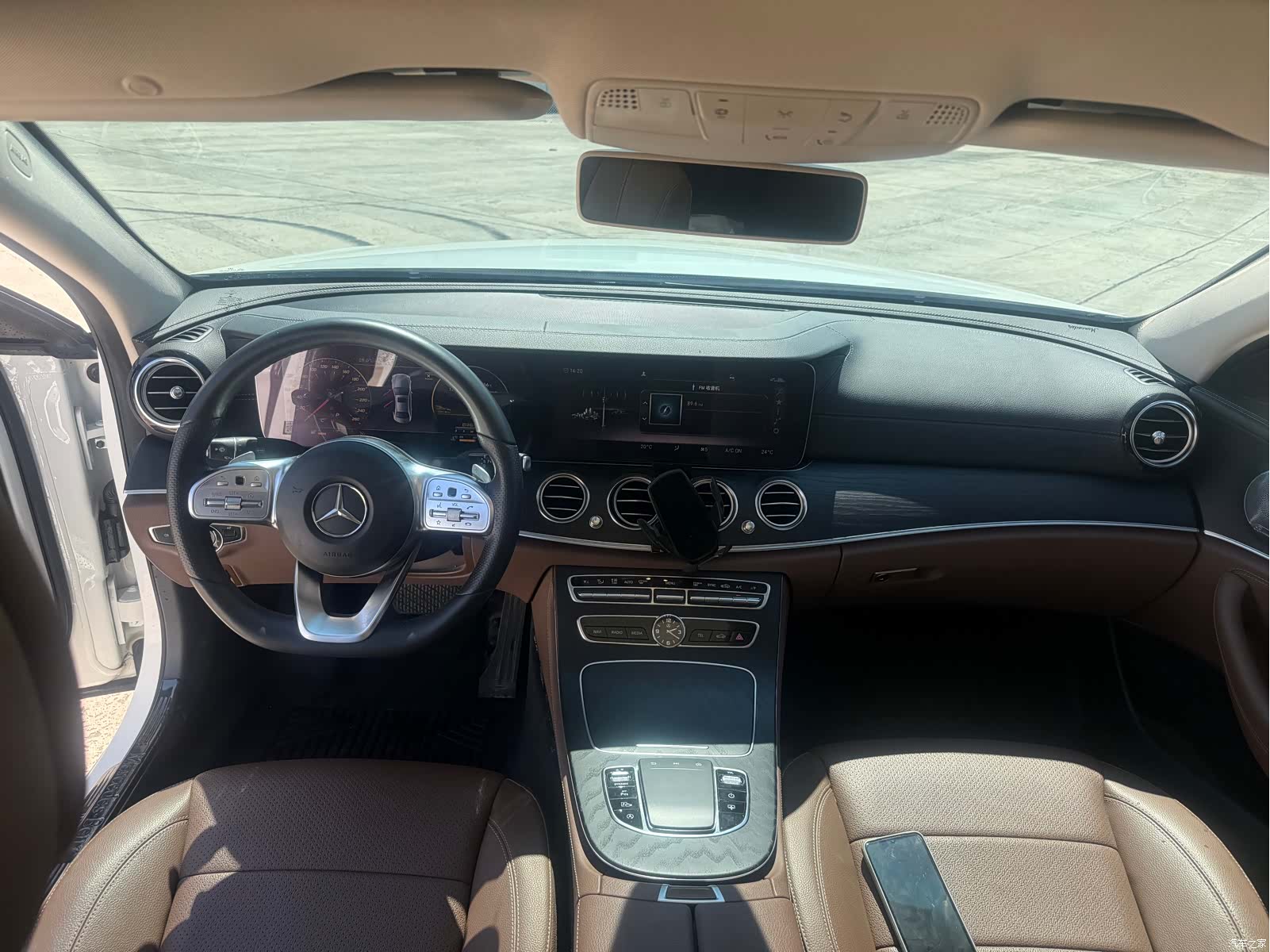 Mercedes-Benz E-Class, 2020 все фото