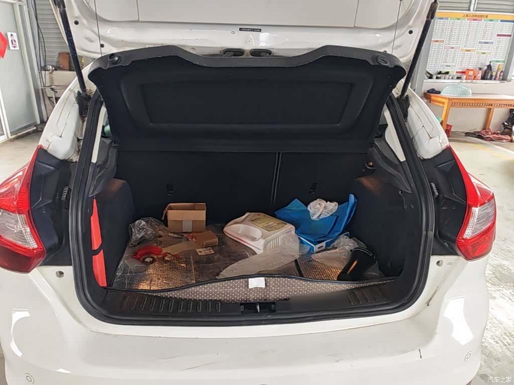 Ford Focus, 2015 15