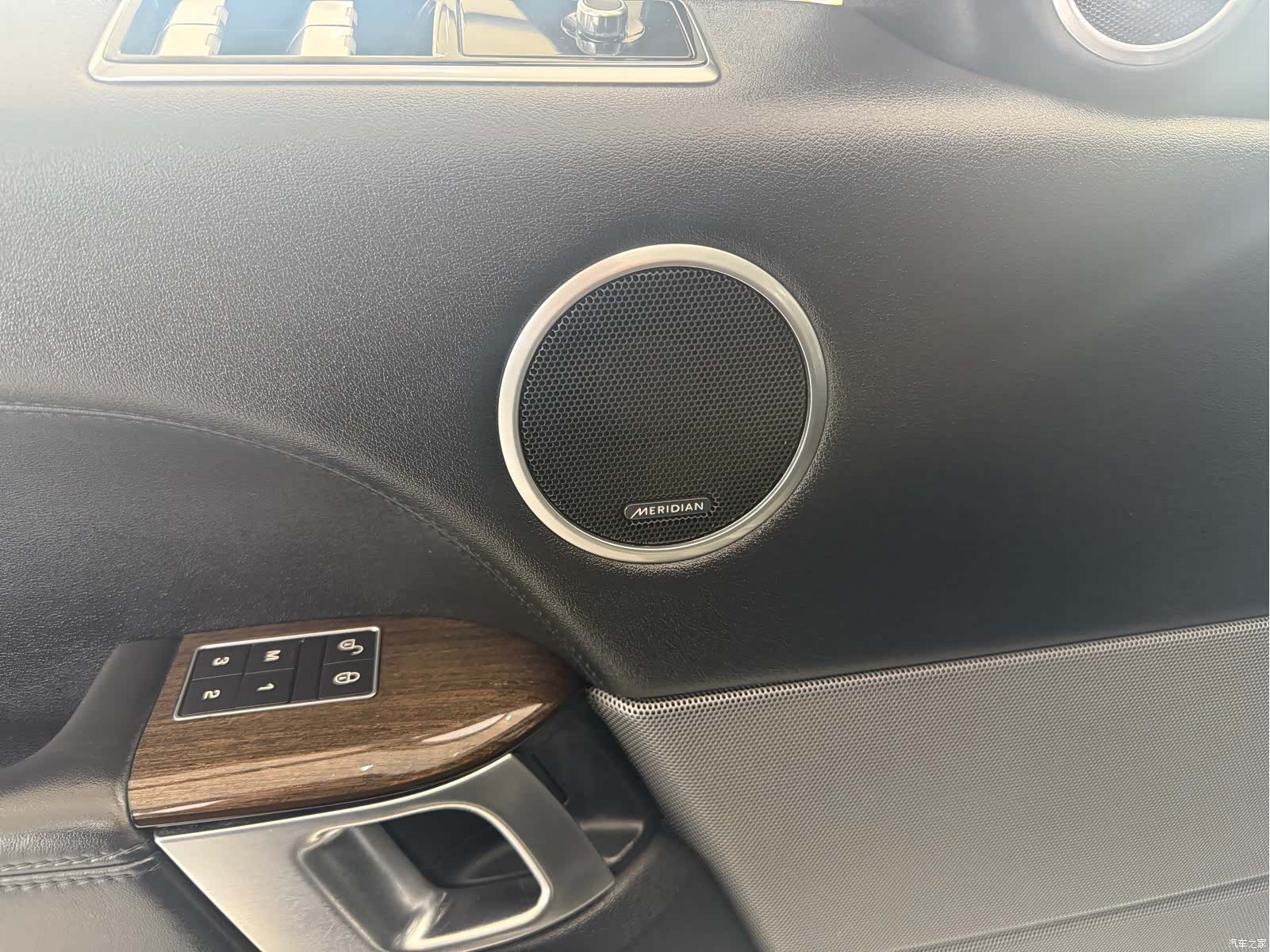 Land Rover Range Rover, 2018 все фото