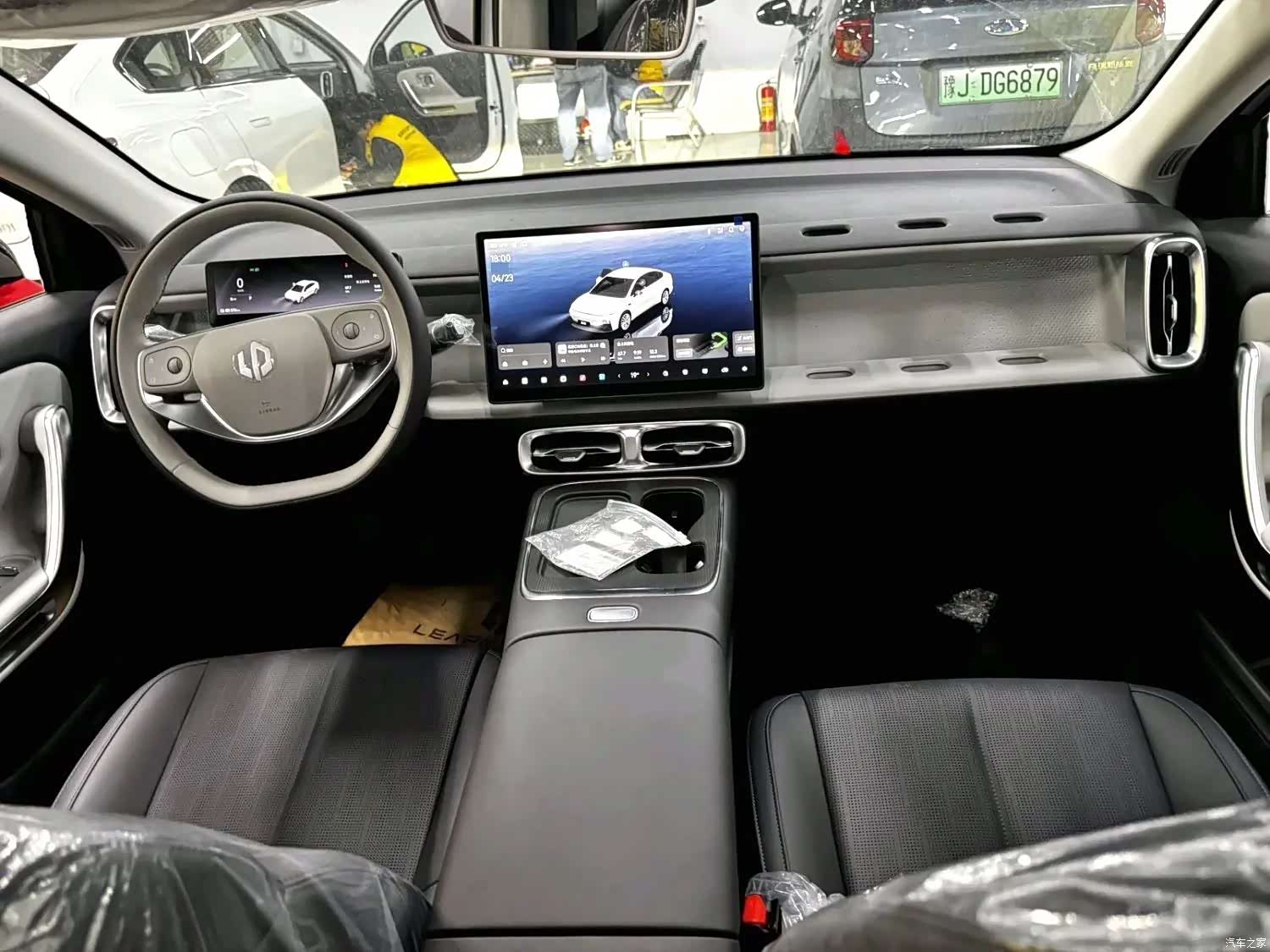Leapmotor B01, 2025 все фото