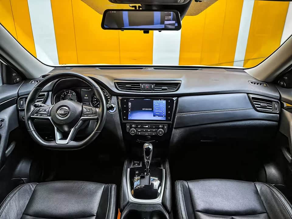Nissan Qijun