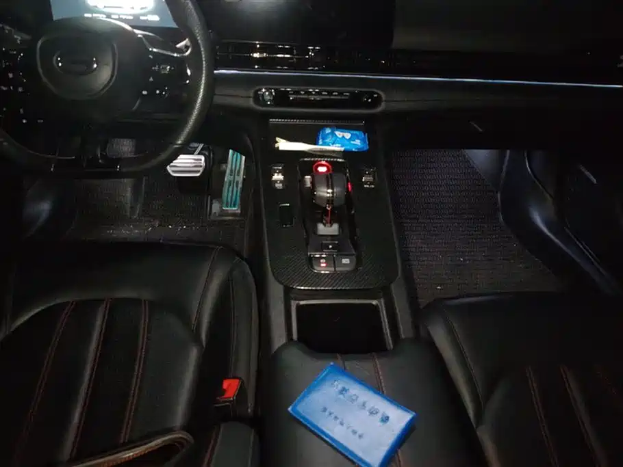 Trumpchi Shadow Leopard