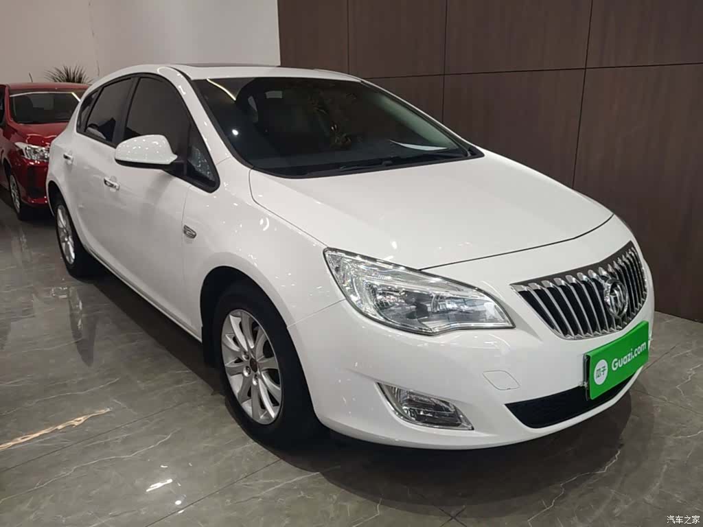 Buick XT, 2015 4