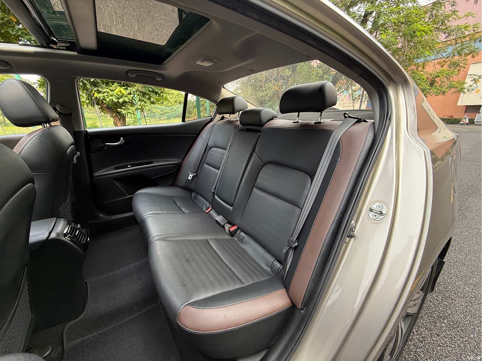 Kia GLS, 2018 8