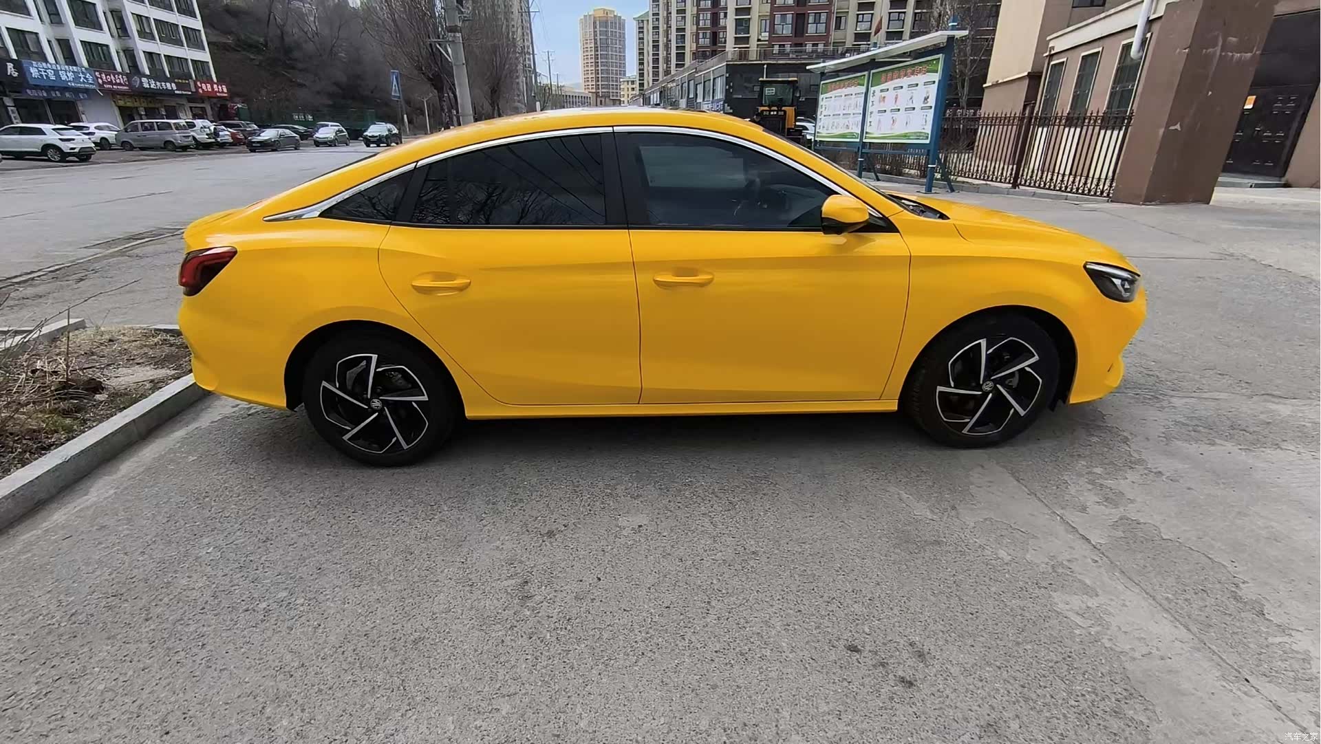MG MG5, 2021 9