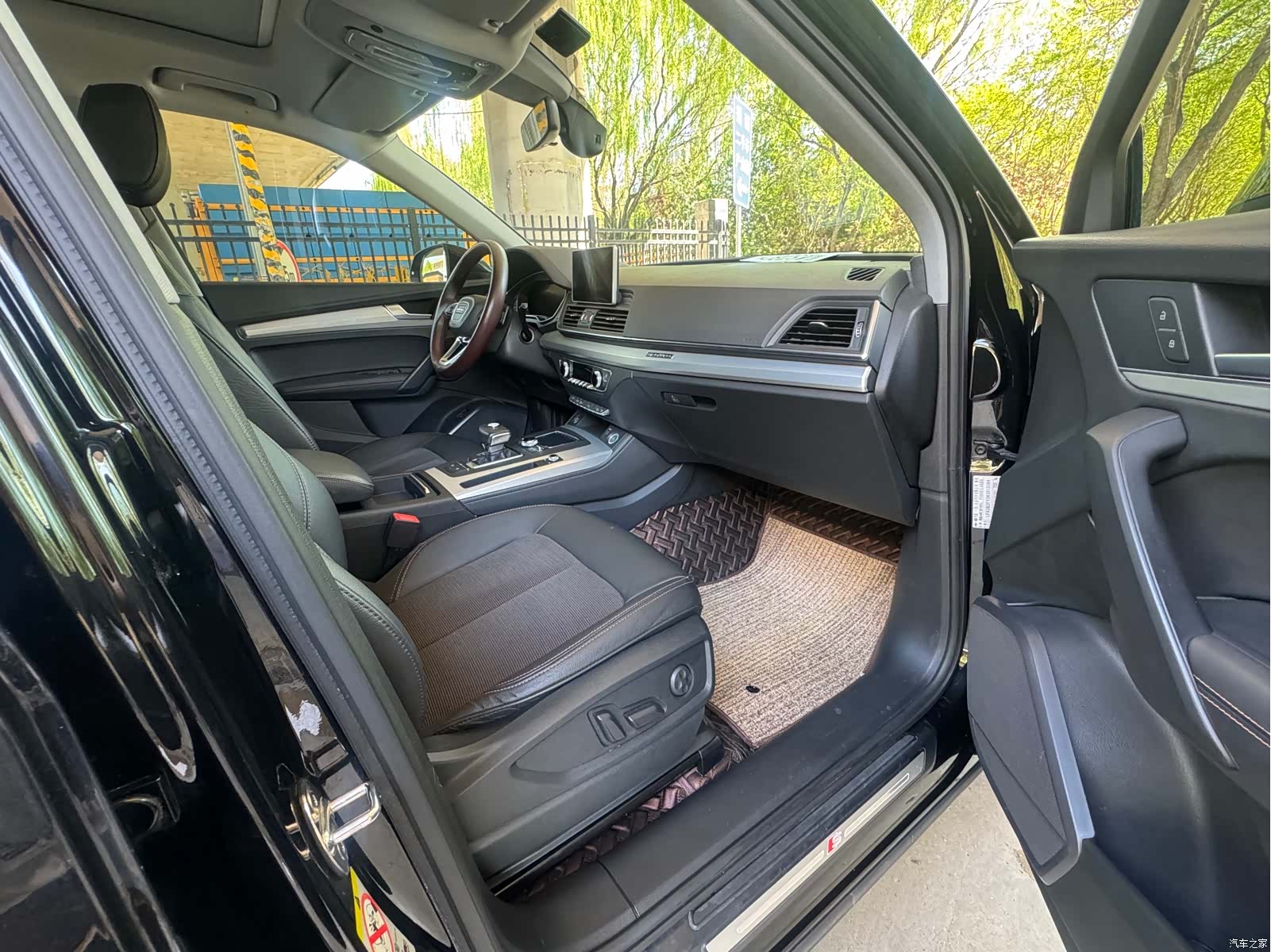 Audi Q5L, 2019 12