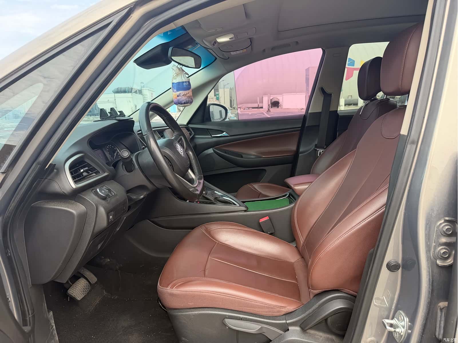 Buick GL6, 2018 18