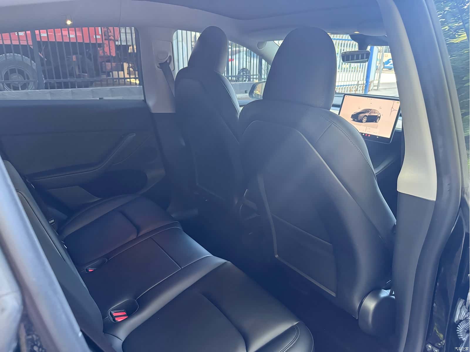 Tesla Model Y, 2023 8