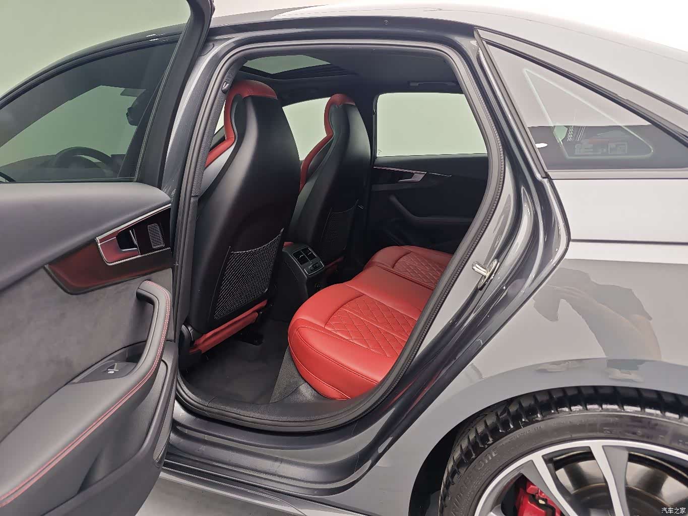 Audi S4, 2025 8