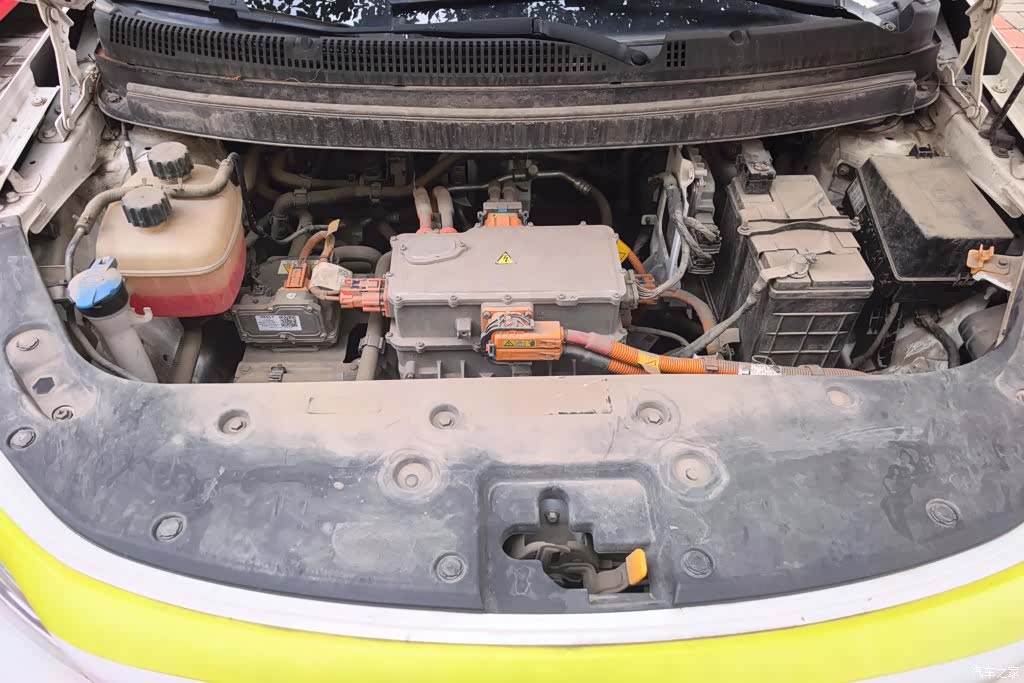 Geely EX3, 2022 10