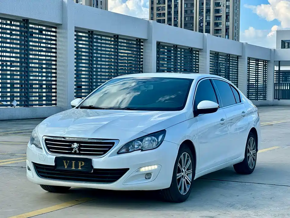 Peugeot 408