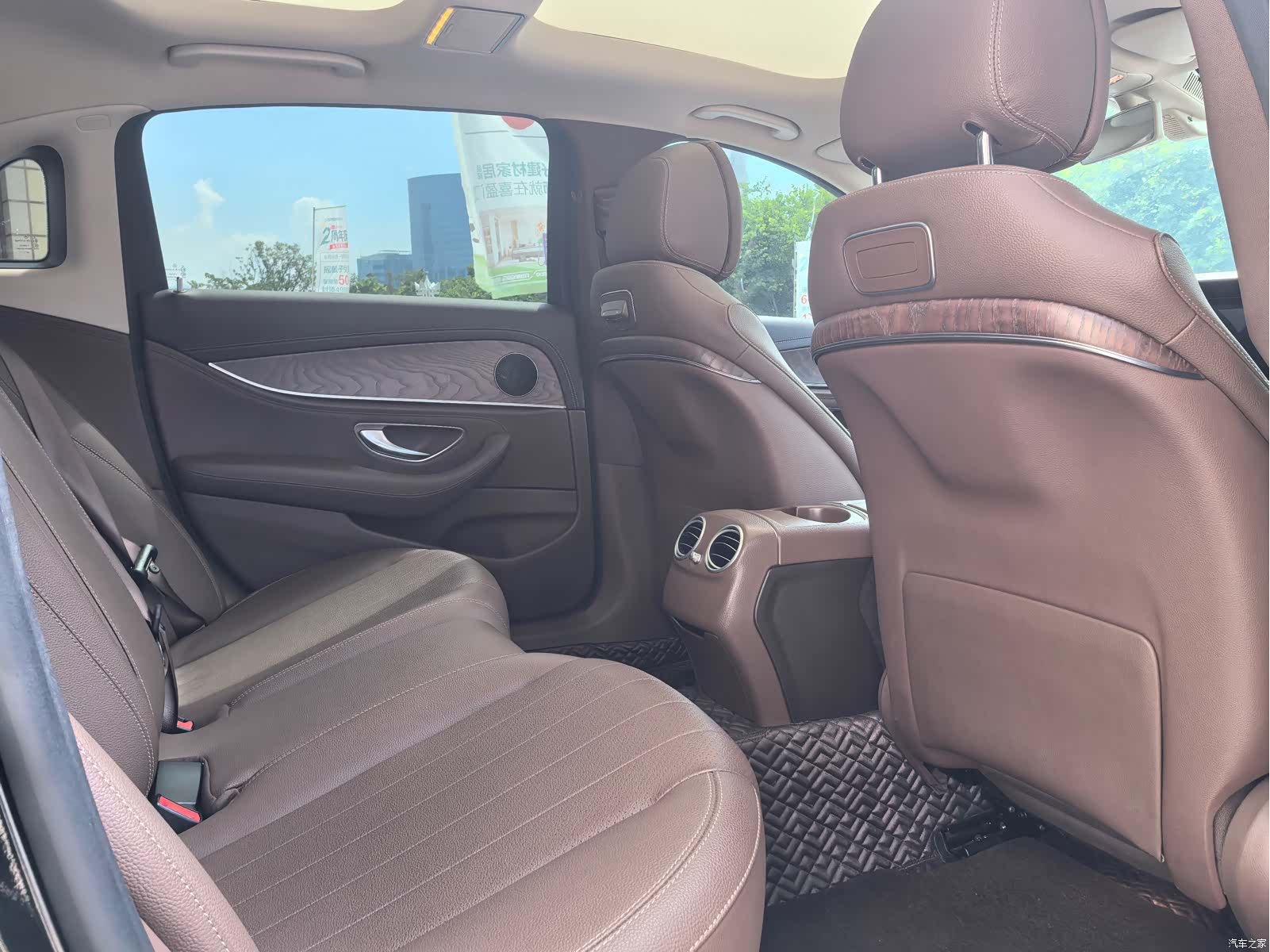 Mercedes-Benz E-Class, 2020 22