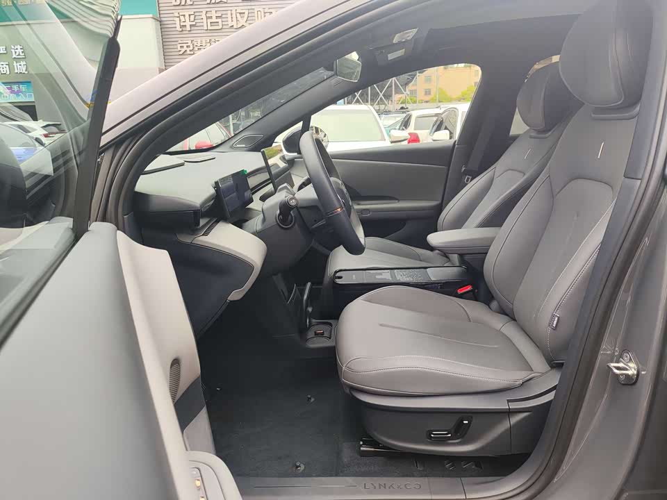Lynk & Co Z20 Lynk & Co Z20