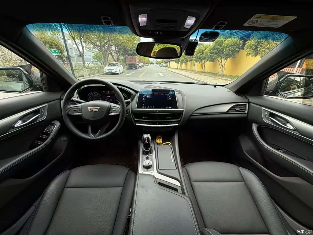 Cadillac CT5, 2022 7