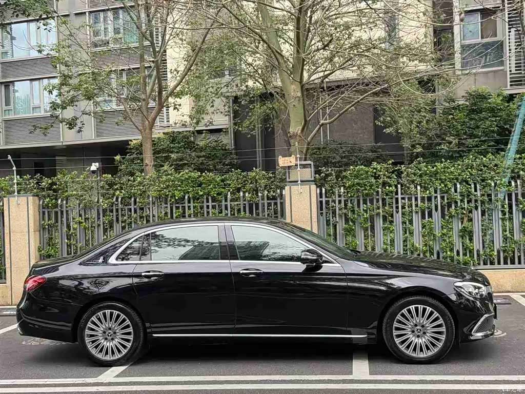 Mercedes-Benz E-Class, 2021 4