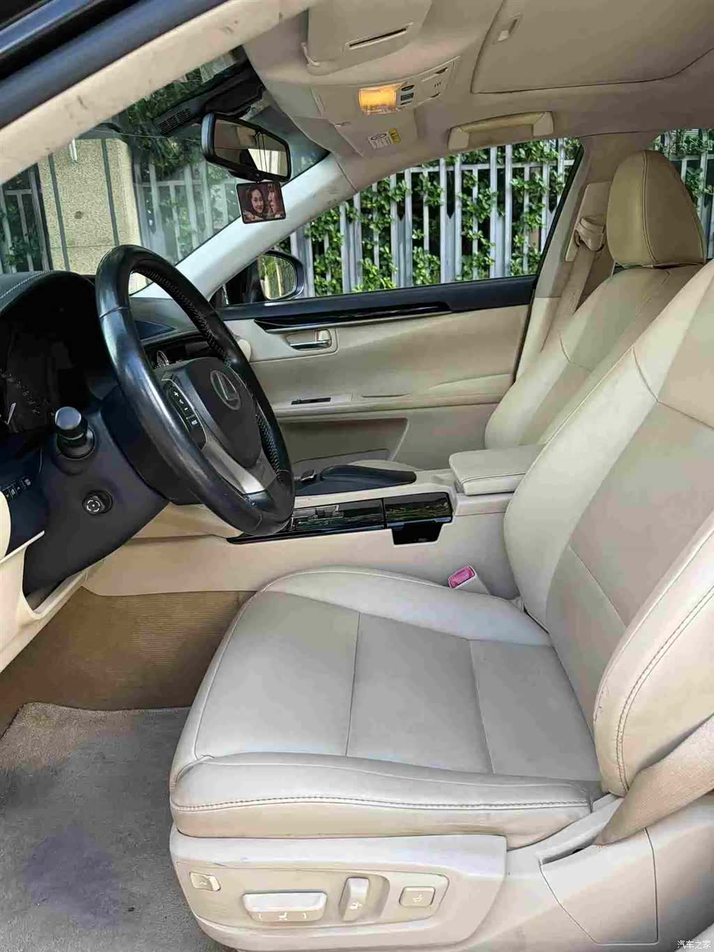 Lexus ES, 2013 9