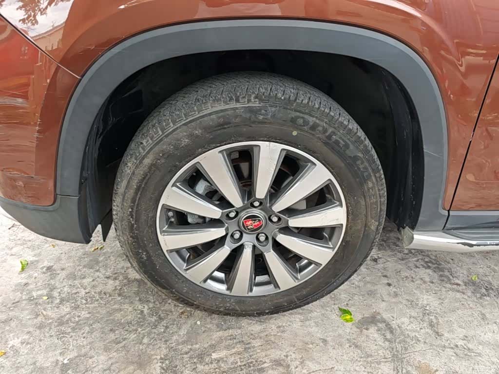 Roewe RX8, 2018 25