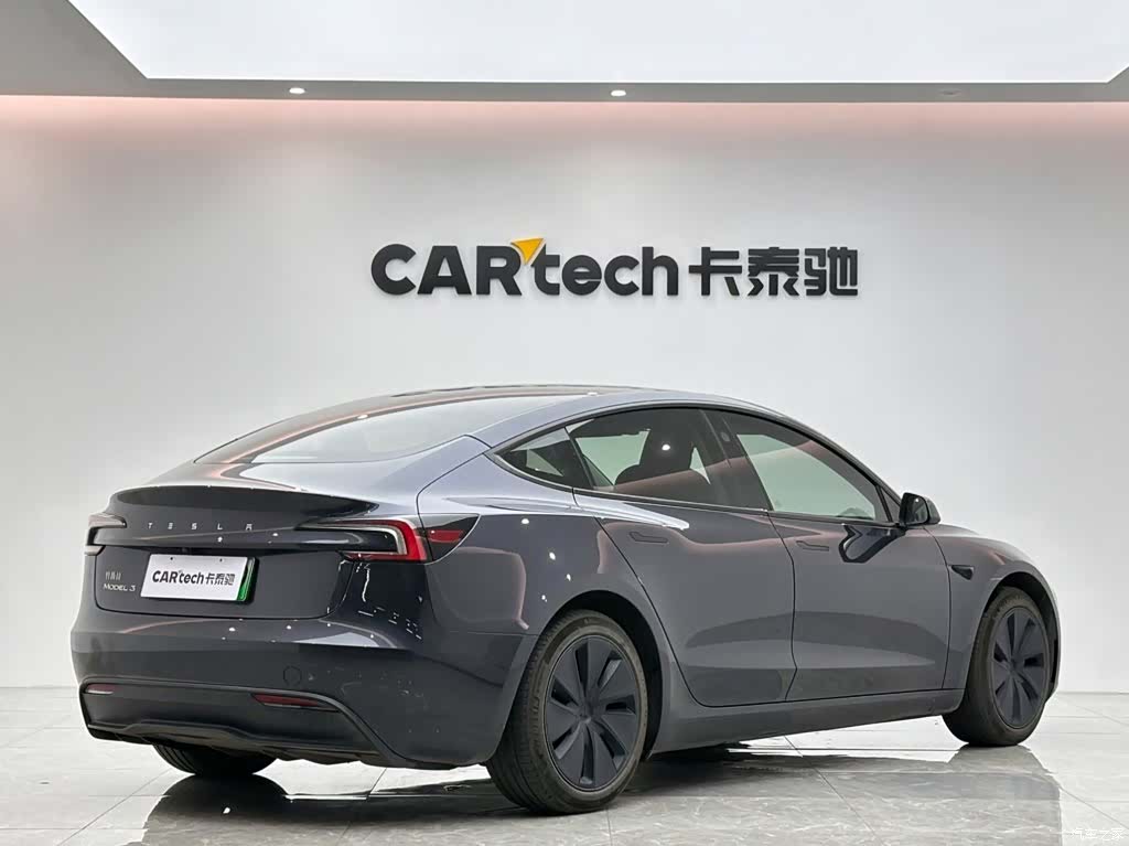 Tesla Model 3, 2024 все фото