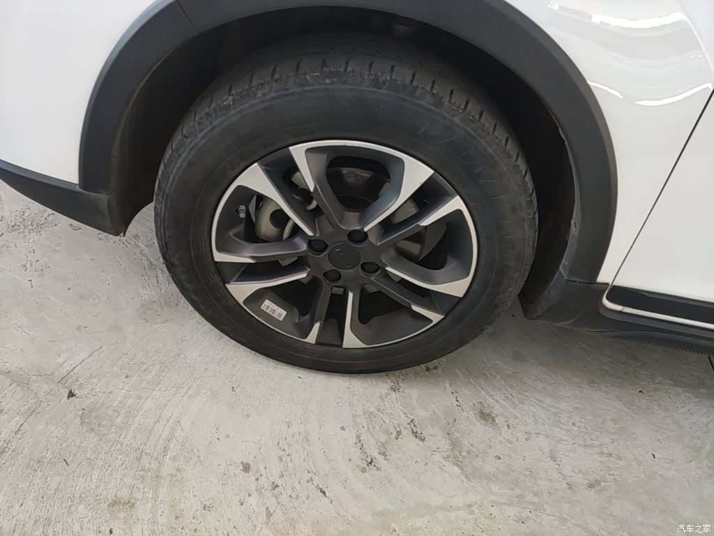 Geely EX3, 2022 23