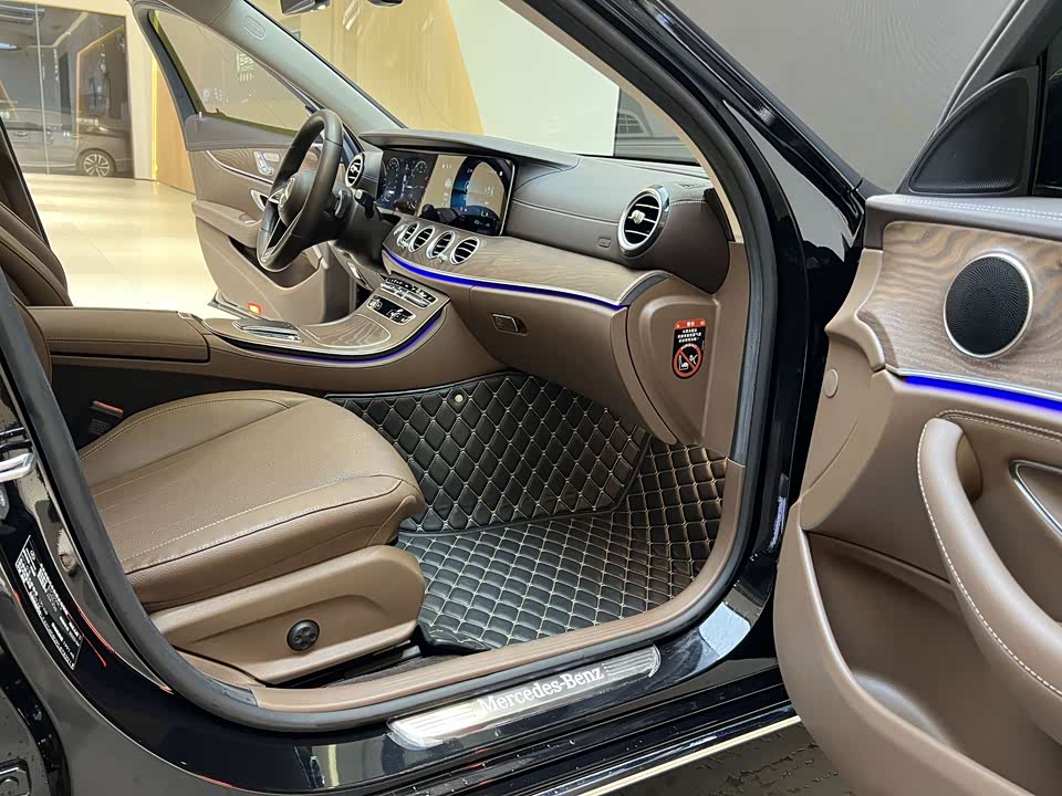 Mercedes-Benz E-class Mercedes-Benz E-class