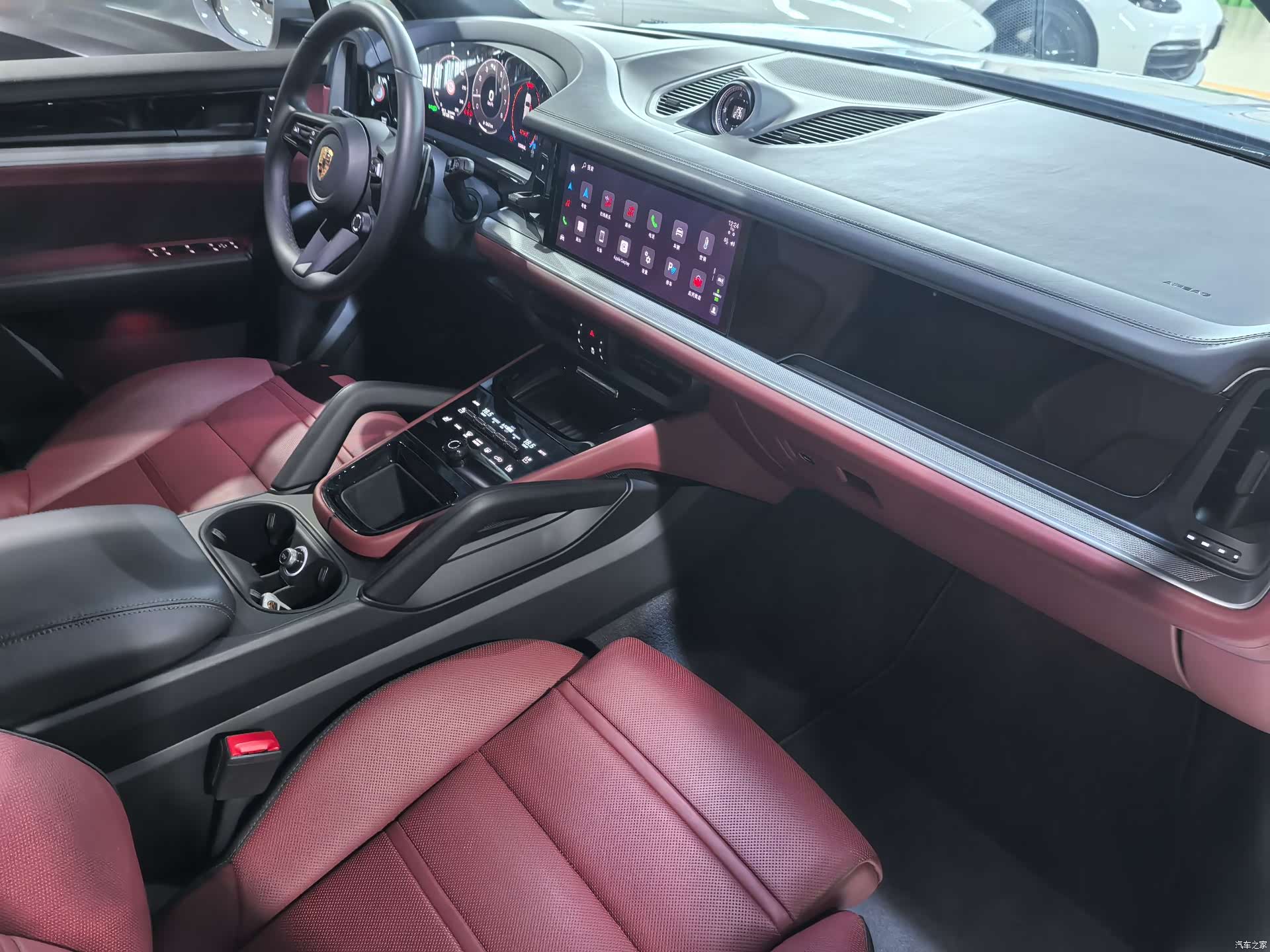 Porsche Cayenne, 2025 24