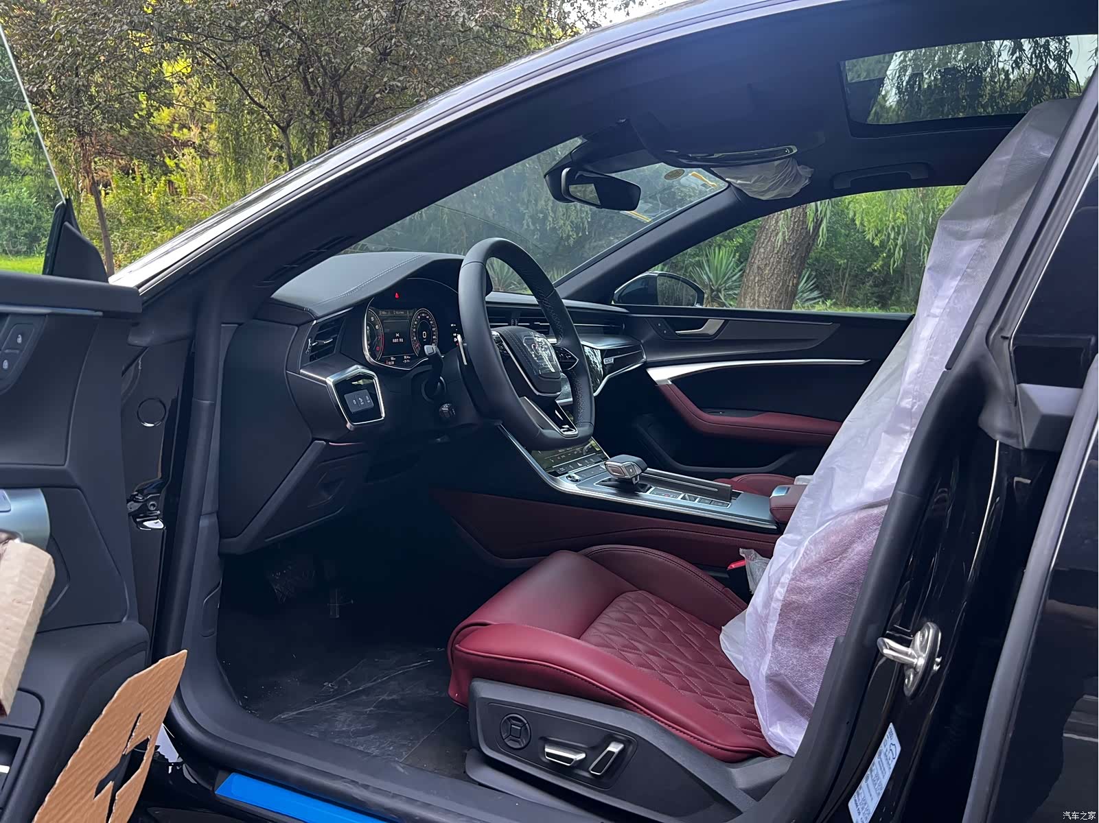 Audi A7L, 2026 4