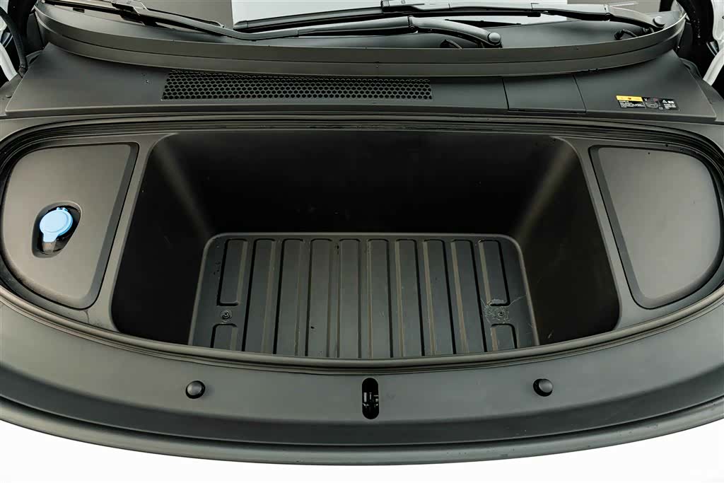 Li Auto i6, 2026 25