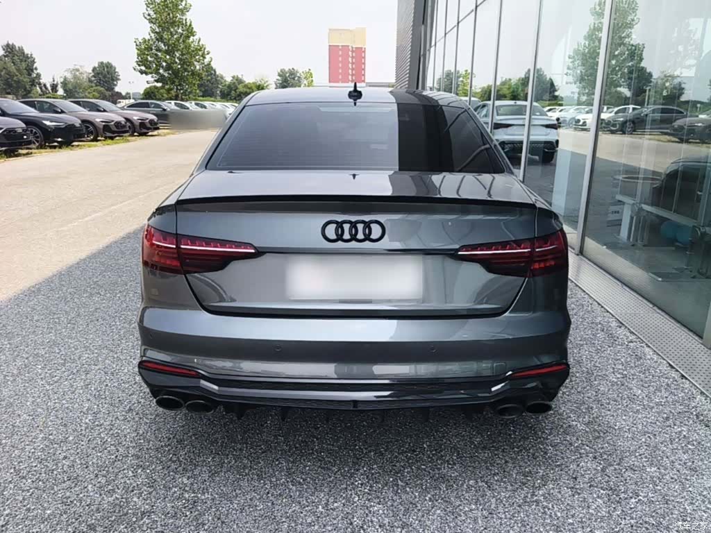 Audi A4L, 2021 6