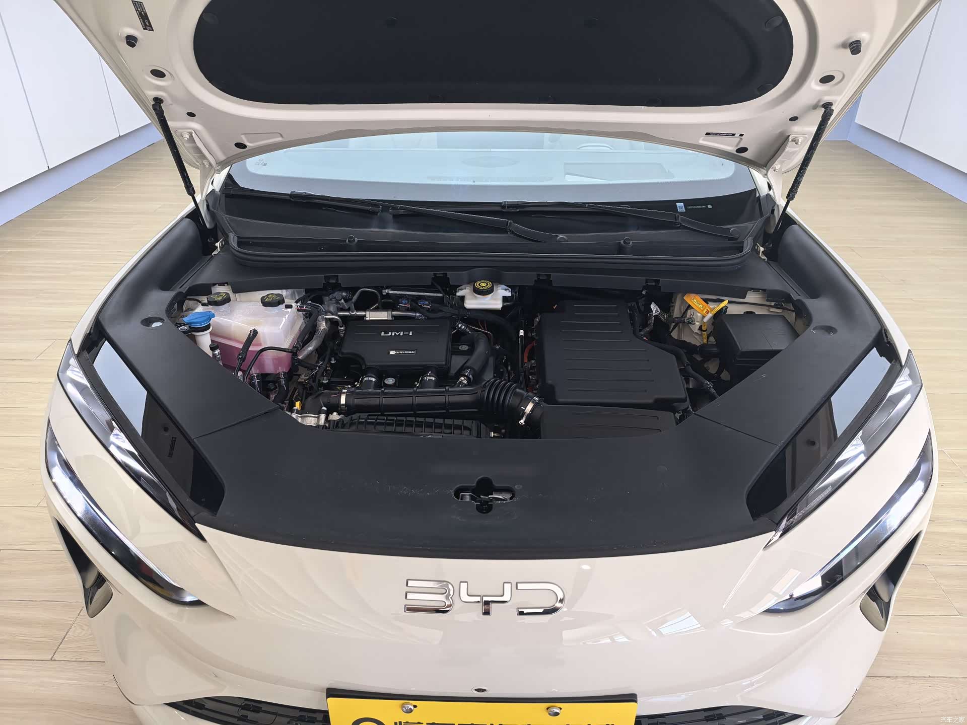 BYD HiAce, 2025 19