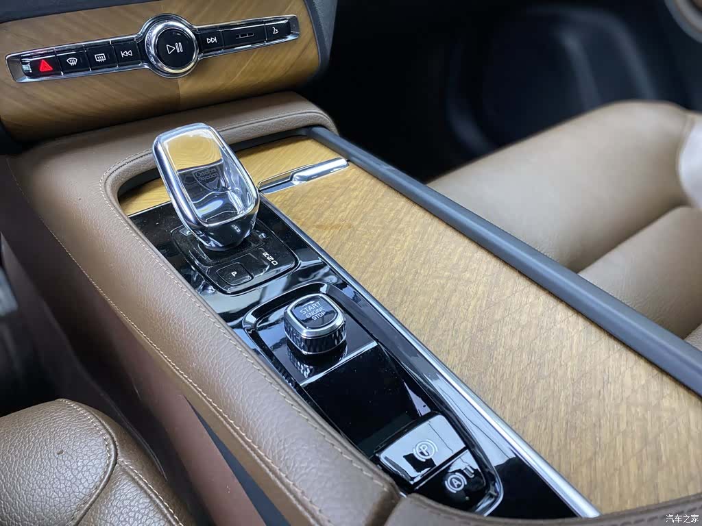 Volvo XC90, 2021 10