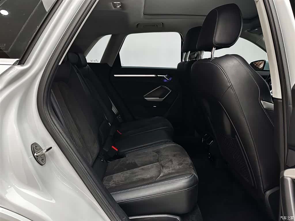 Audi Q3, 2022 16