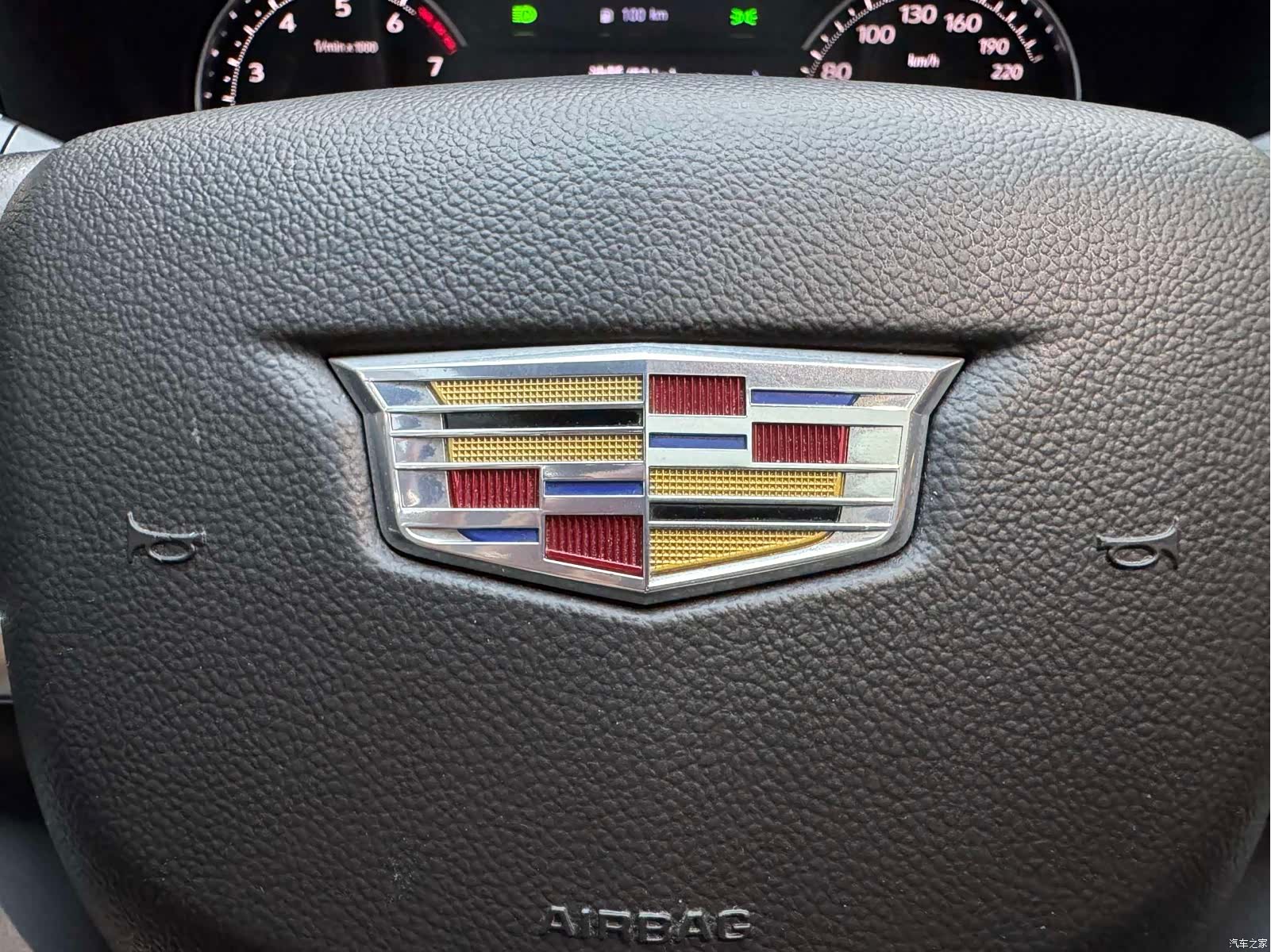 Cadillac XT6, 2021 22