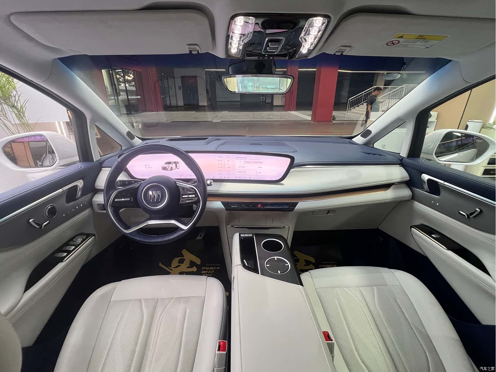 Buick GL8, 2024 11