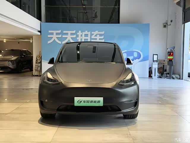 Tesla Model Y, 2021 2