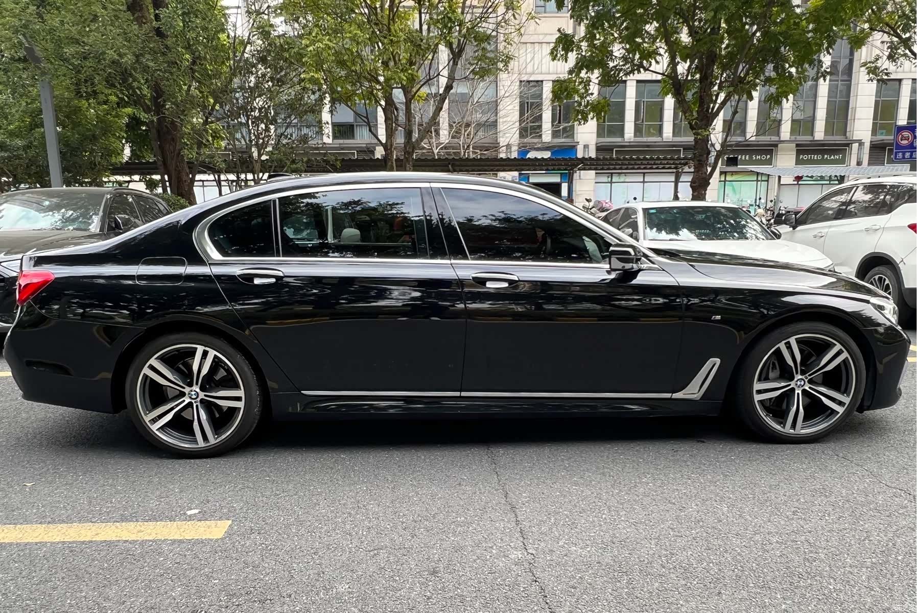 BMW 7 Series, 2018 12