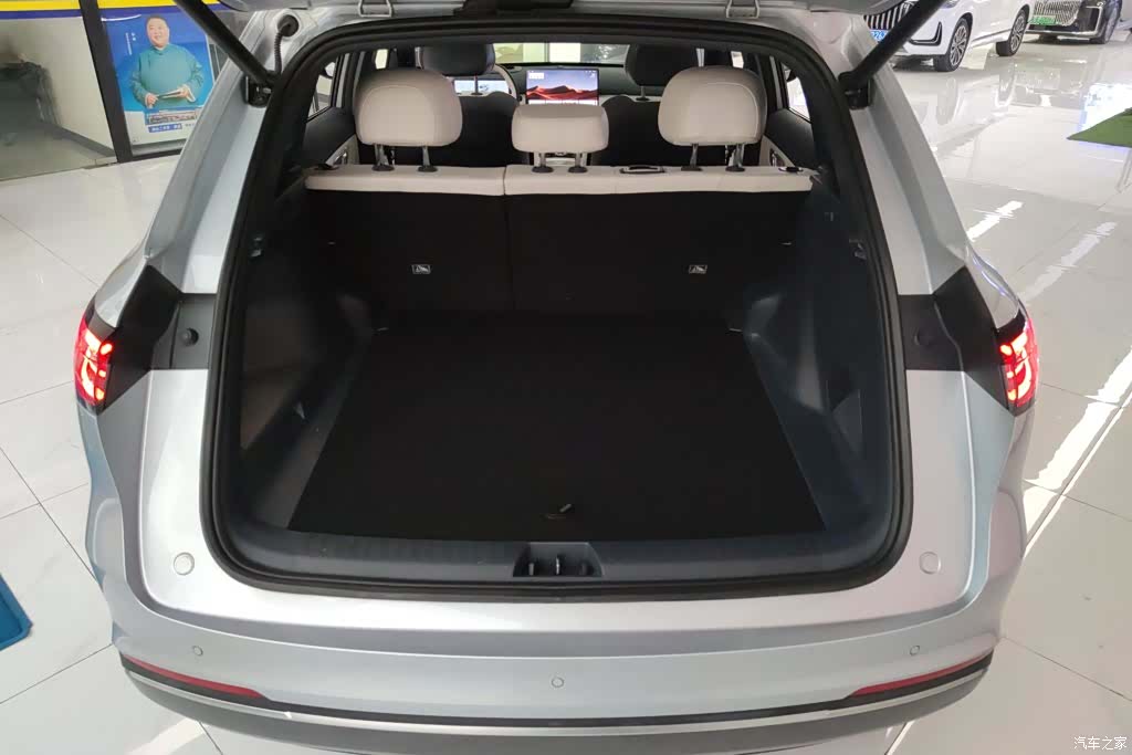 Geely 7, 2025 4