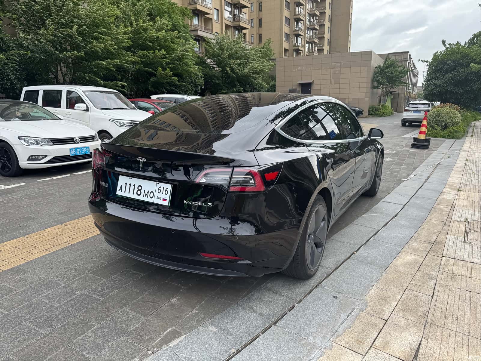 Tesla Model 3, 2020 6