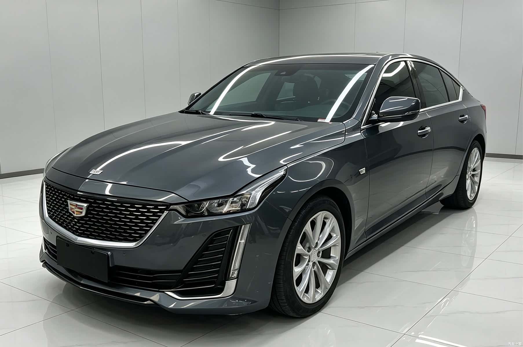 Cadillac CT5, 2021 все фото