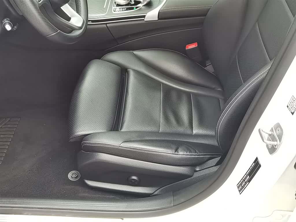 Mercedes-Benz C-Class, 2018 20