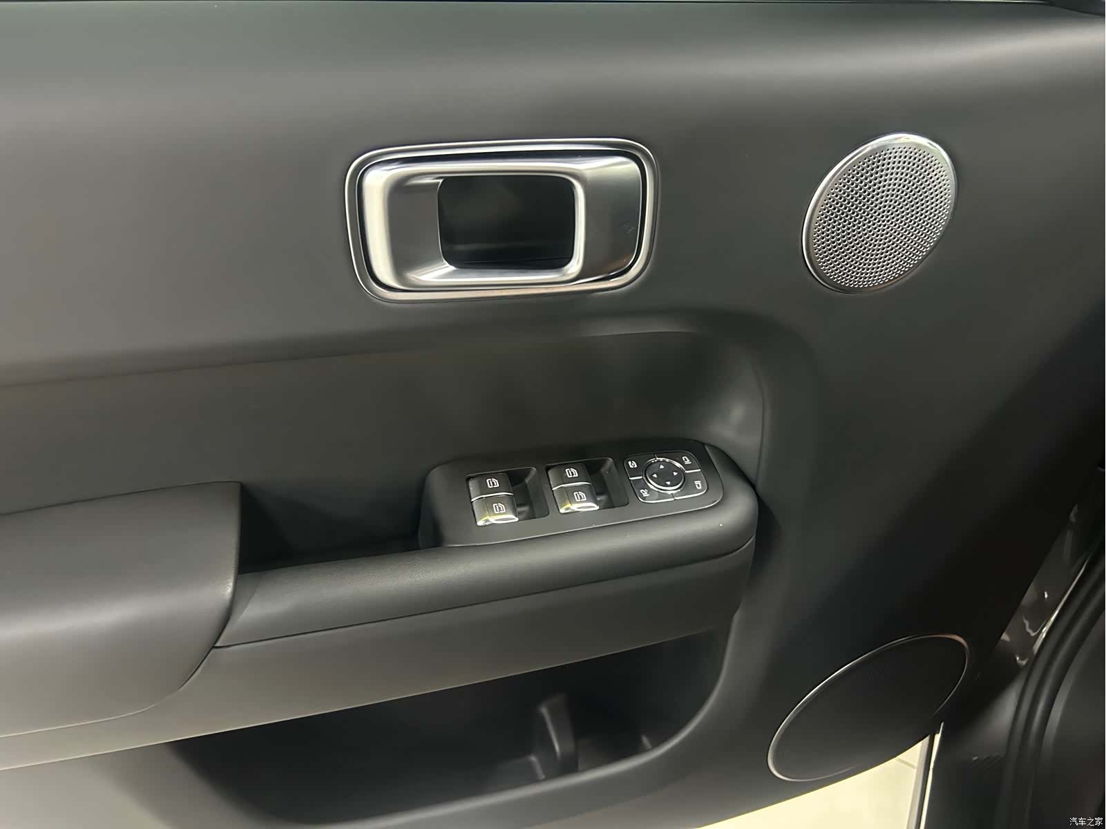 Li Auto L8, 2024 20
