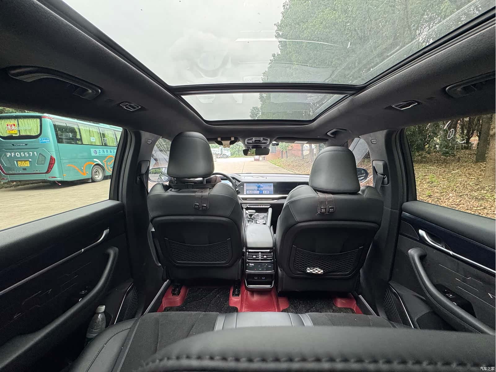 Geely Xingyue L, 2024 15