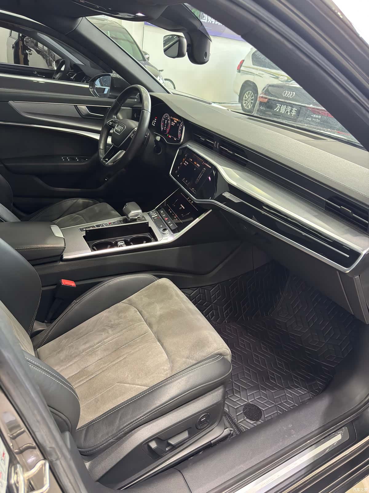 Audi A6L, 2019 13
