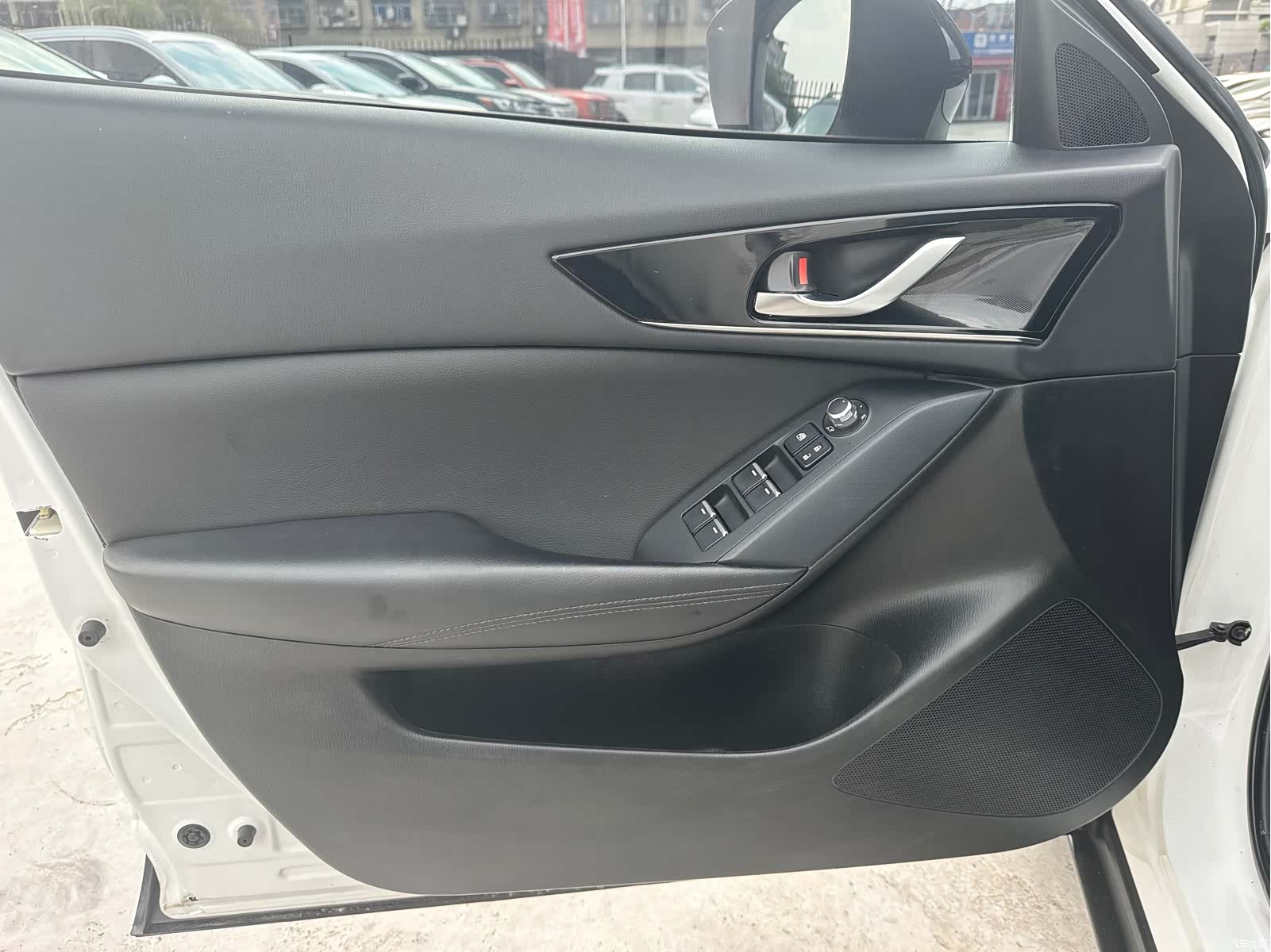 Mazda CX-4, 2021 14